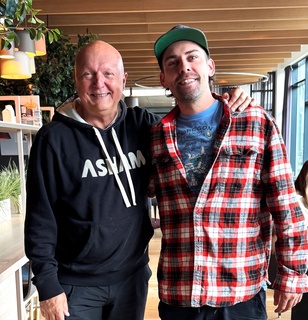 Curlingová setkání.